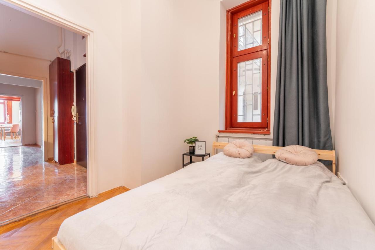 Elizabeth'S Treasure Deluxe Apartment Budapest Exterior photo